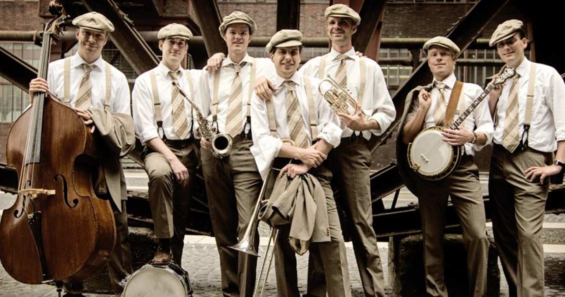 BOURBON STREET STOMPERS Y JULIE SILVERA