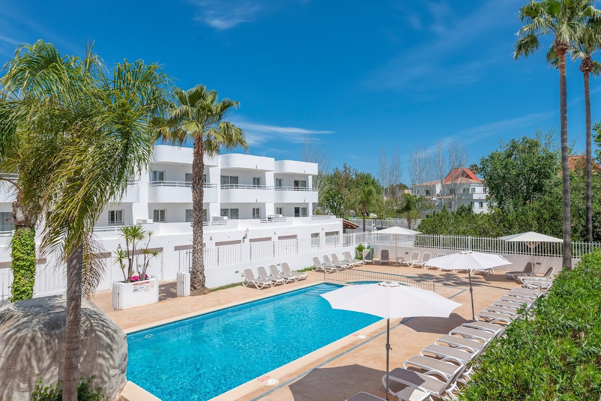 Olive Beach Apartments