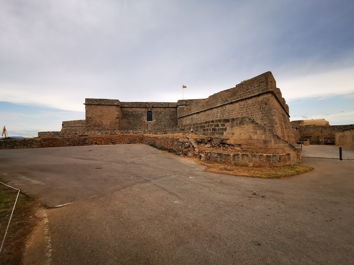Museu Històric Militar de Sant Carles