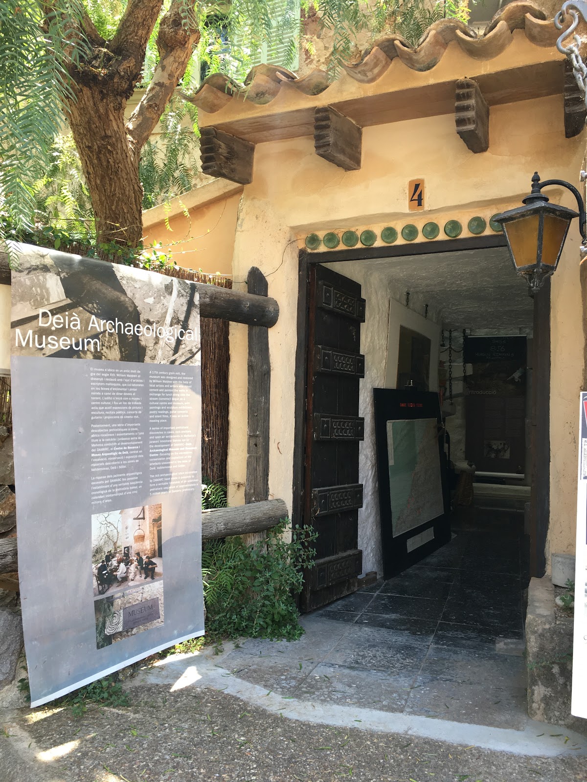 Museo Arqueológico de Deià
