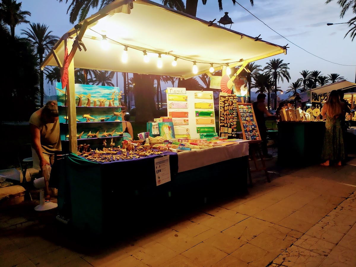 Mercado Temporal Artesanal de Sagrera
