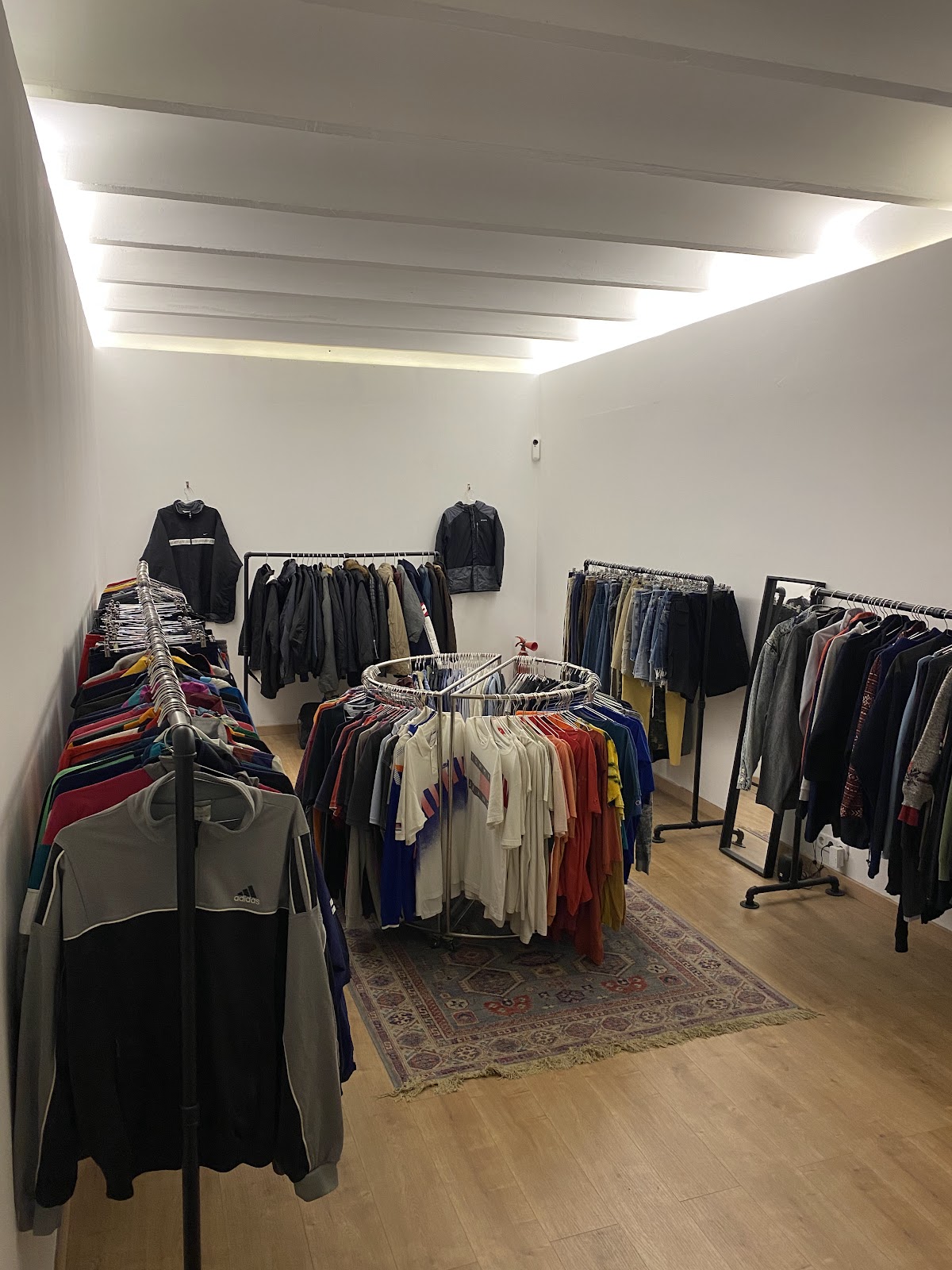 YAMAKUTA Vintagebutik
