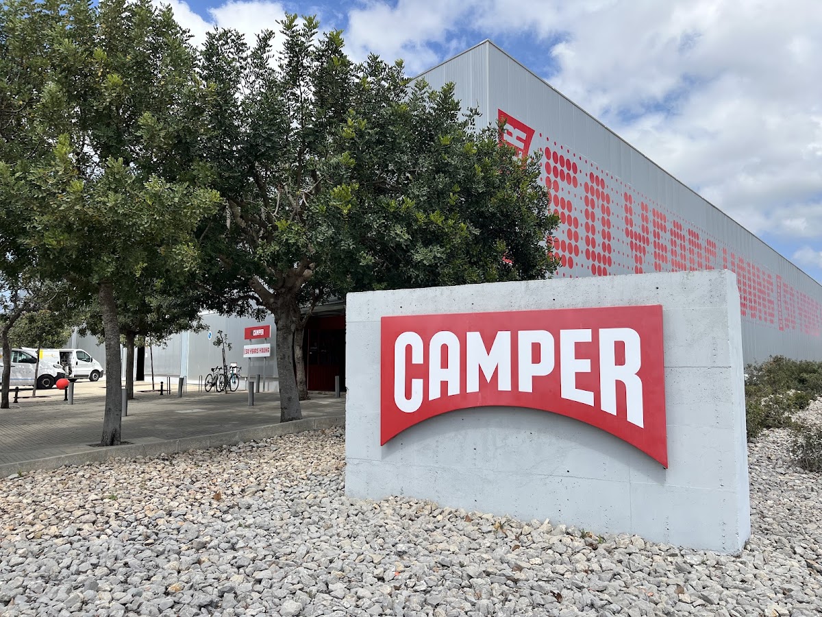 Fabriksförsäljning Camper i Inca