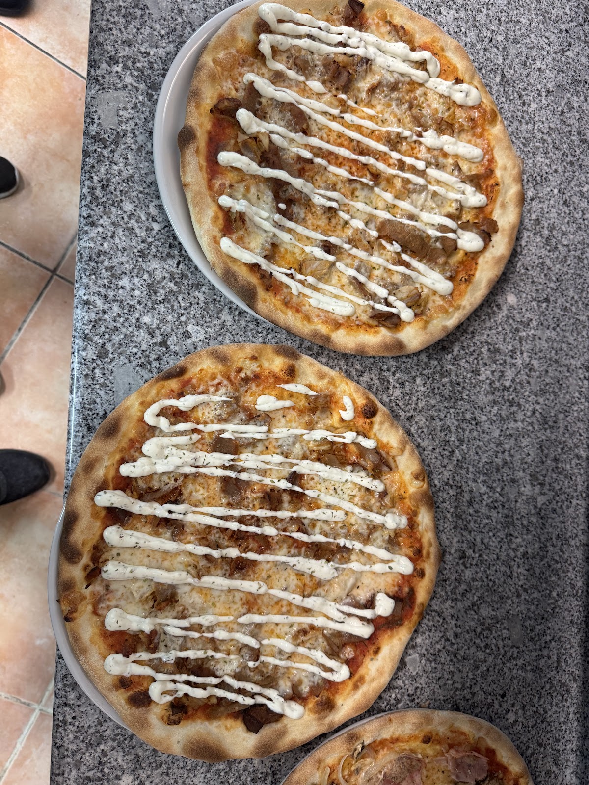 Restaurant Es Forn – Pizza og kebab
