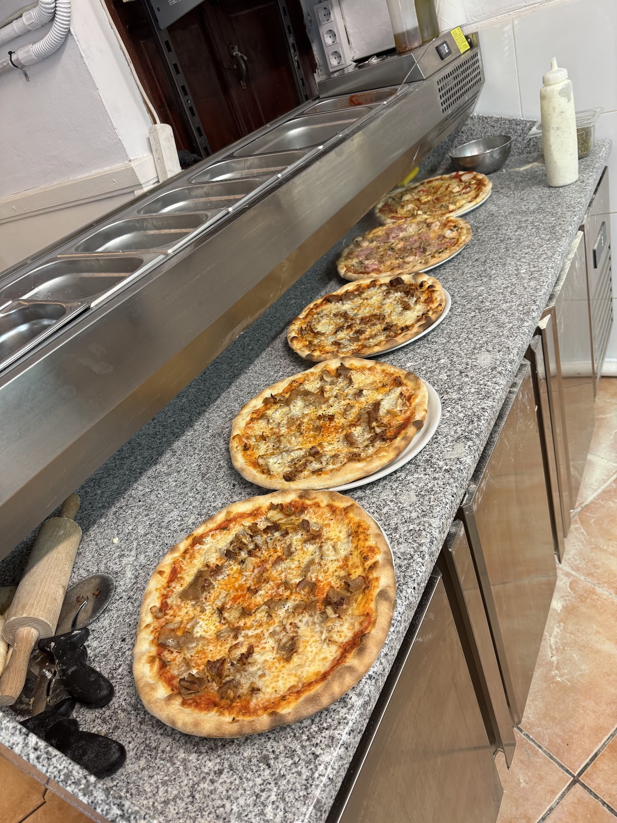 Restaurant Es Forn – Pizza og kebab