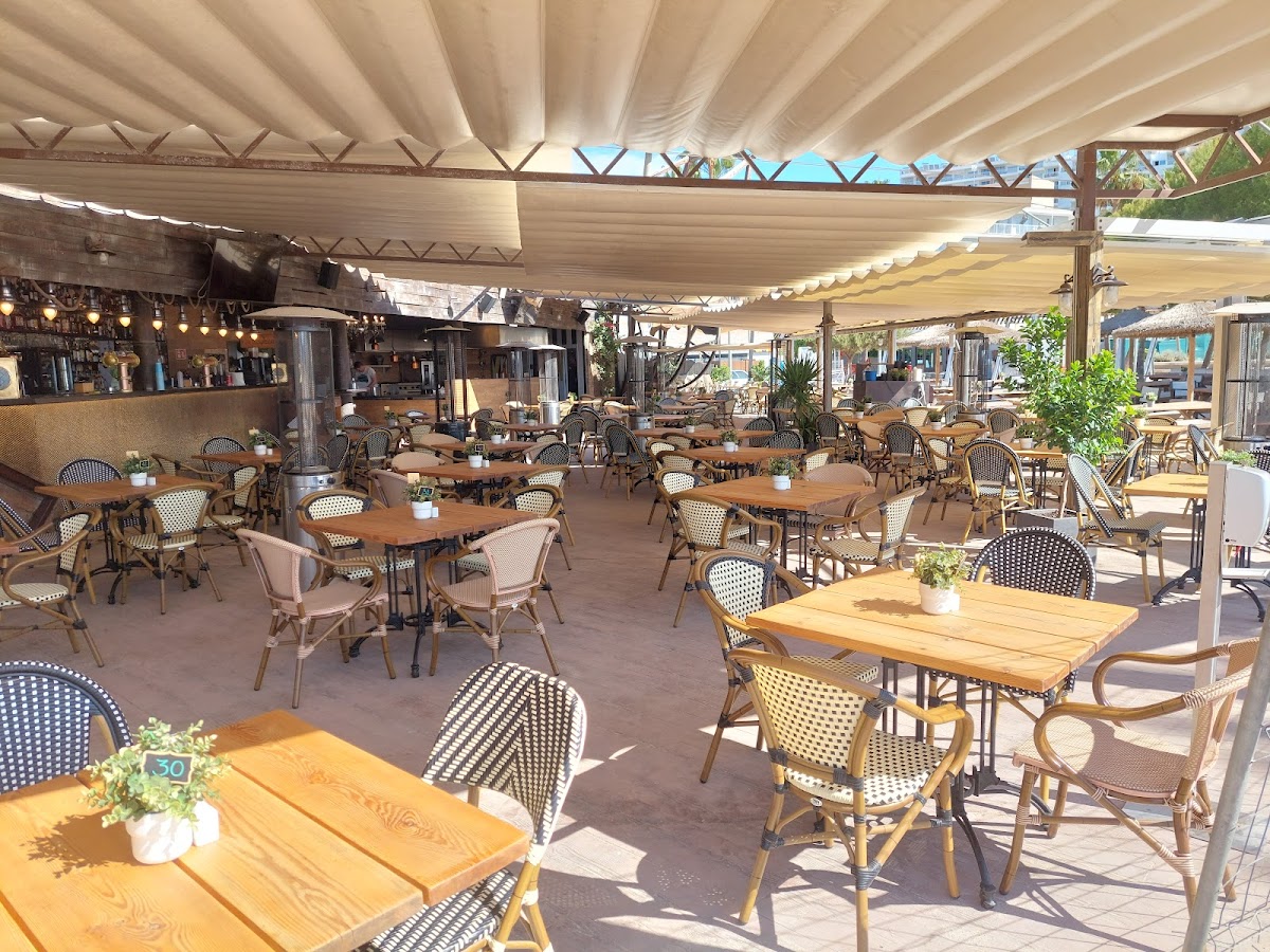Blackbeard´s Beach Bar & Grill