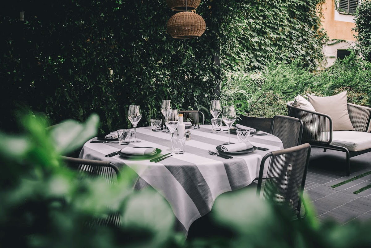 QUADRAT Restaurant & Have