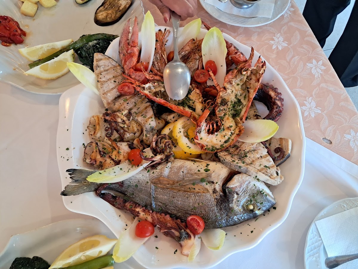 Restaurante paradise di Maximo