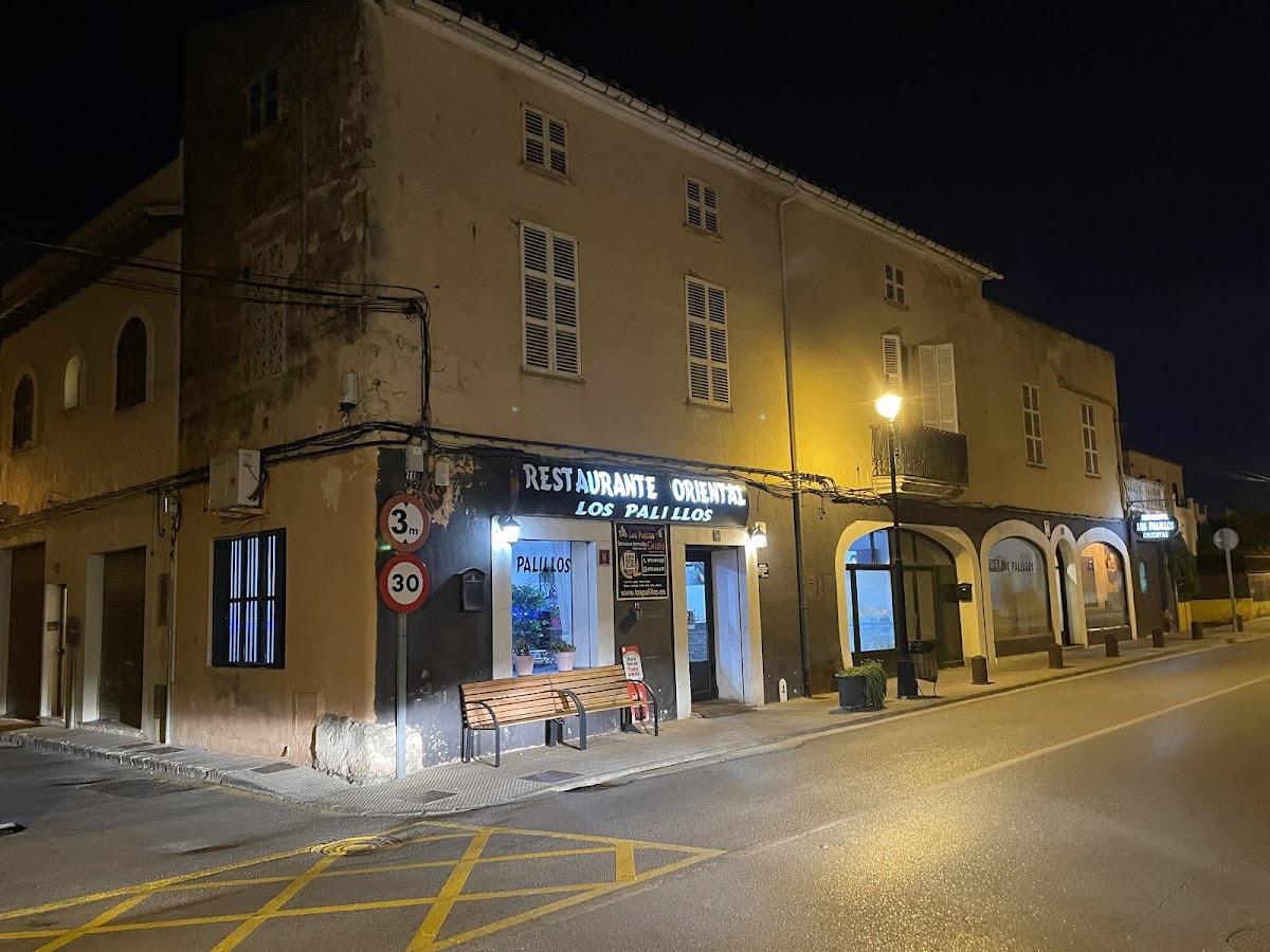 Restaurant oriental los palillos