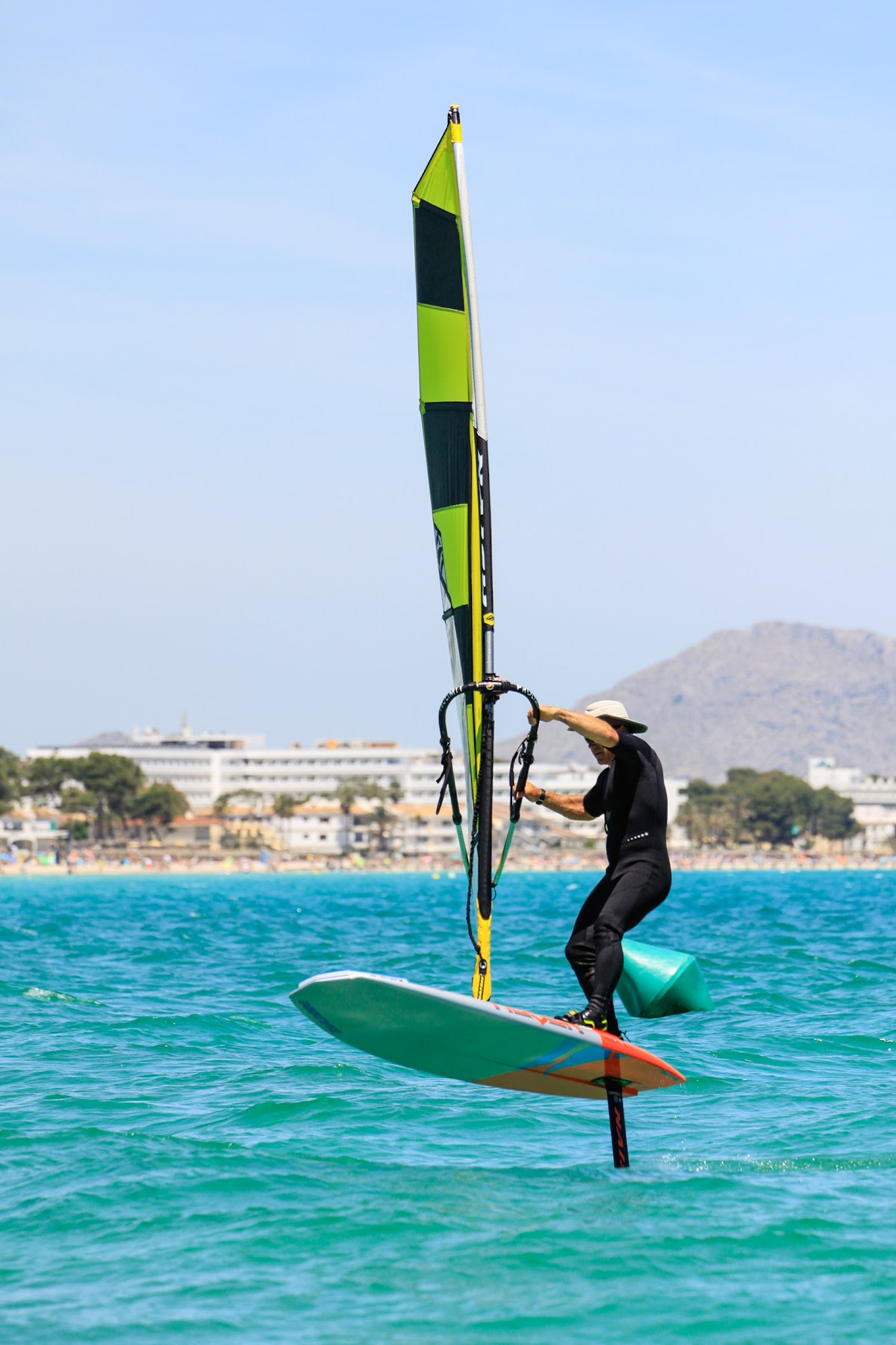 Vandsport Mallorca I Kitesurfing, Windsurfing, Wingfoil, Paddlesurf, Katamaran Center