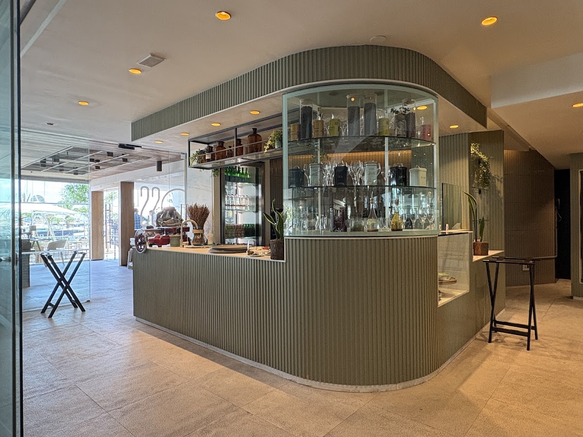 MOSS Restaurant