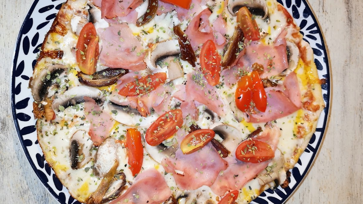 PIZZERIA FORN DE LA VALL Y DESAYUNOS