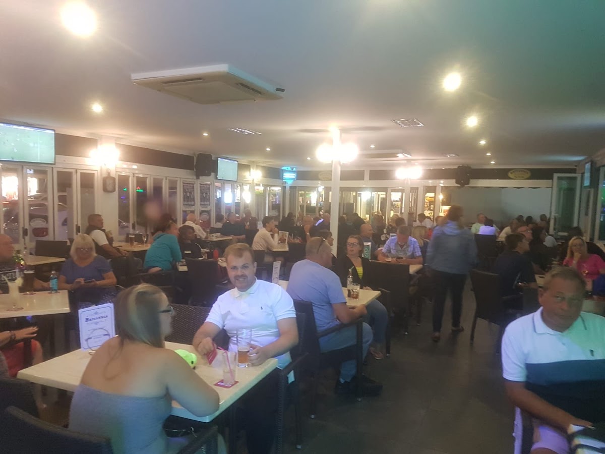 Pub et Restaurant Britannia