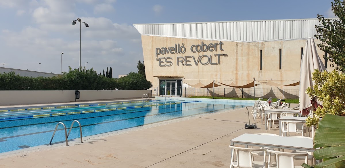 Restaurant "Es Revolt"