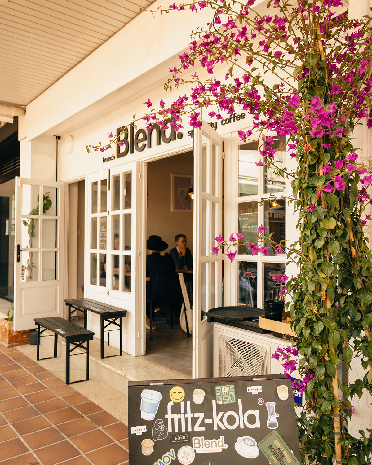 Blend brunch café de especialidade.