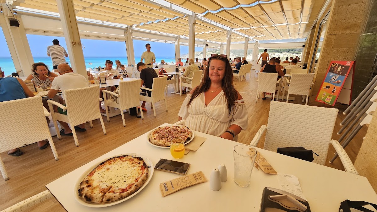 Mirablau Beach Bar & Restaurant