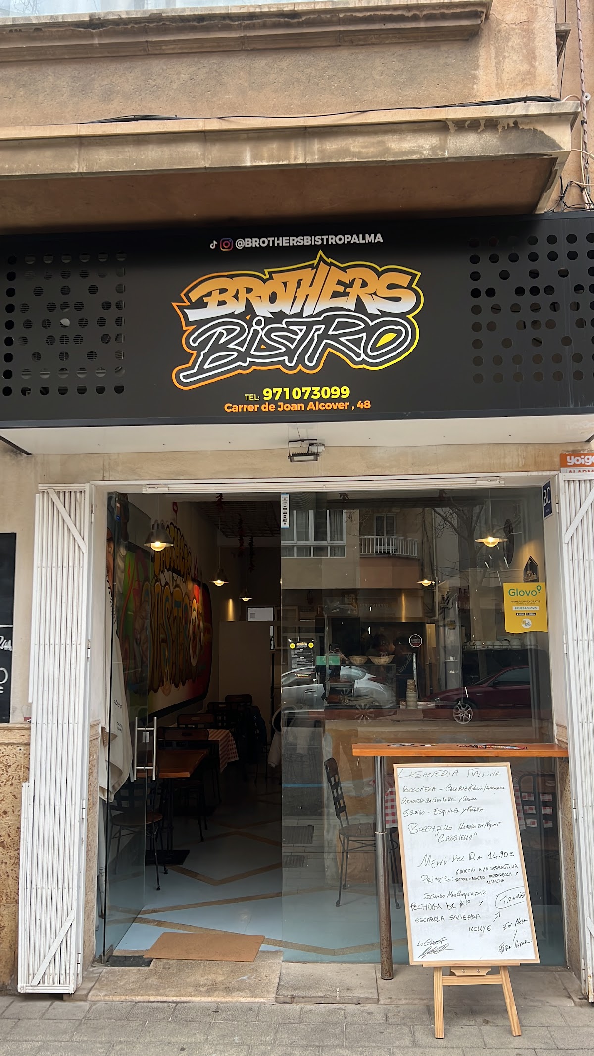 Bistro Brothers