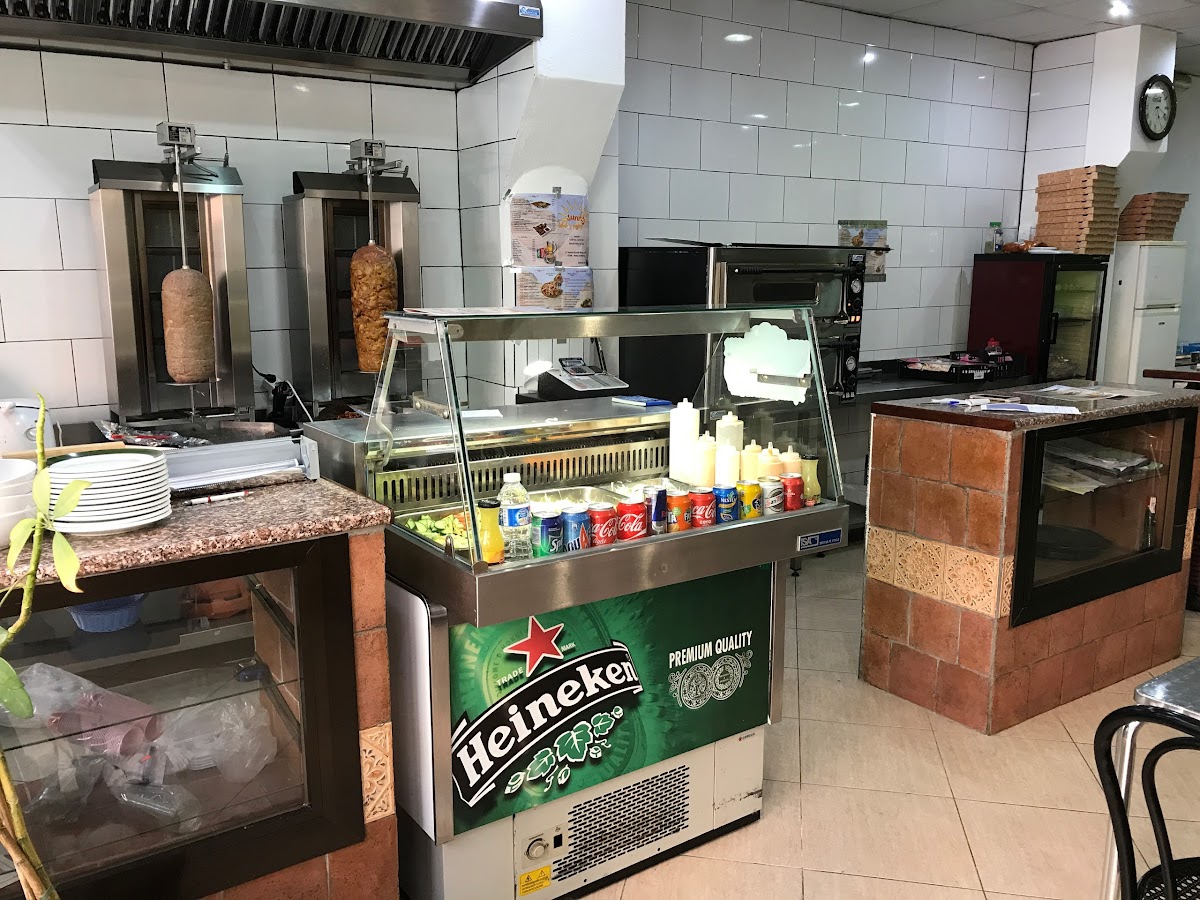 Sunny Kebab pizzería