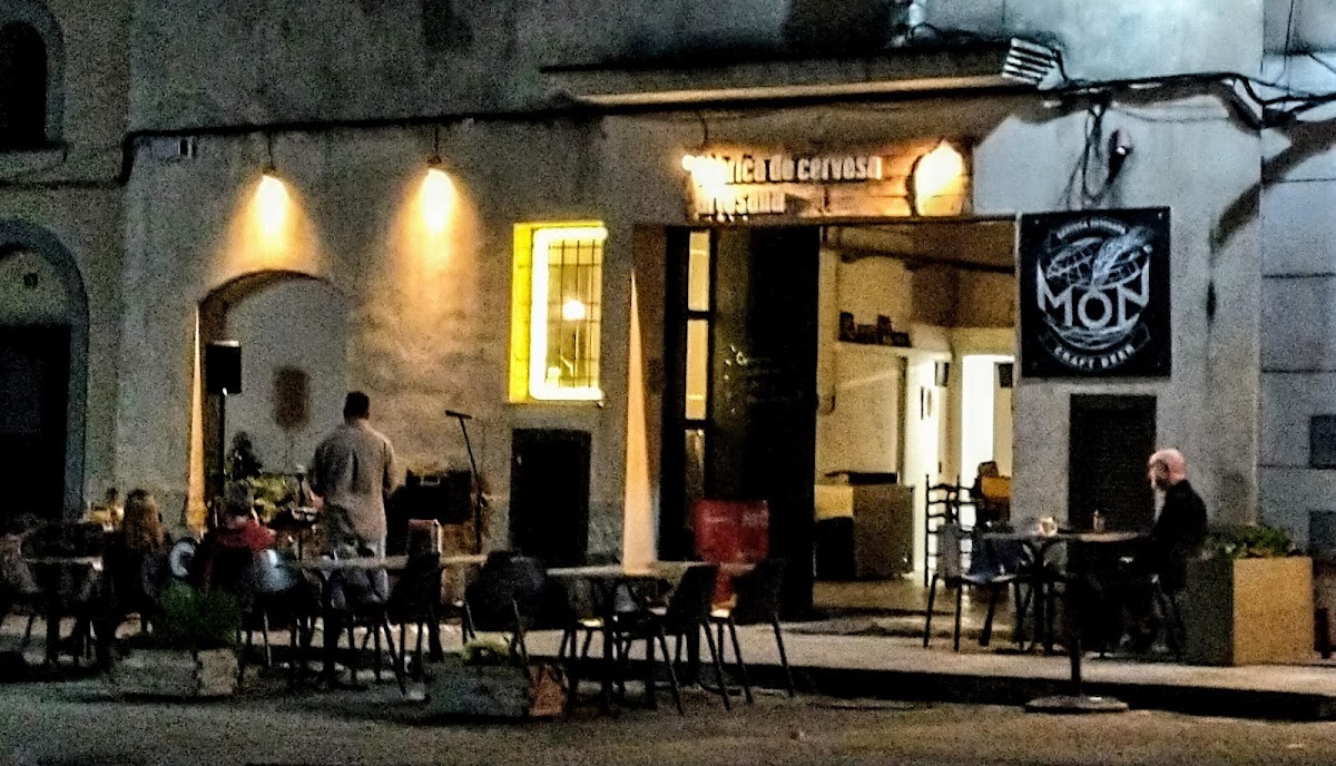 Món, bière artisanale