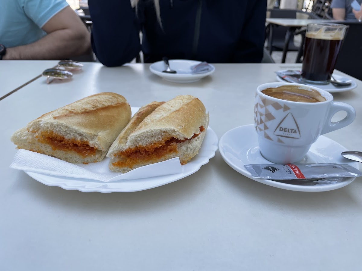 Cafeteria 213 | Restaurante