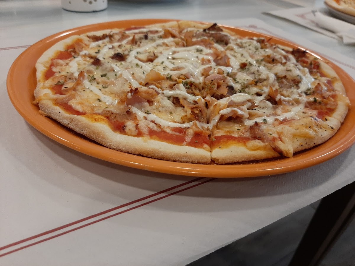 happy pizza