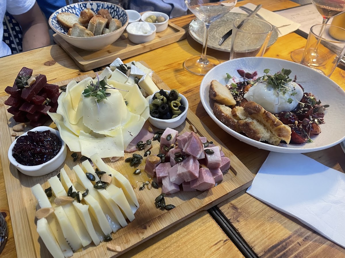 Azuca - Bistro Urbain