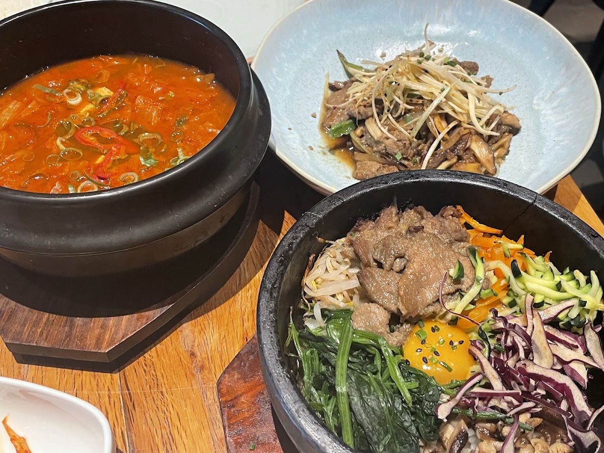 Bibap, restaurant coréen et asiatique