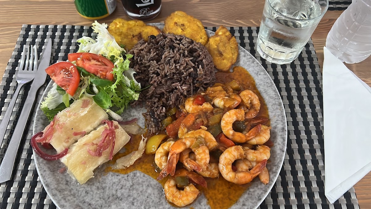 Bar cafétéria el gallo cubano 1