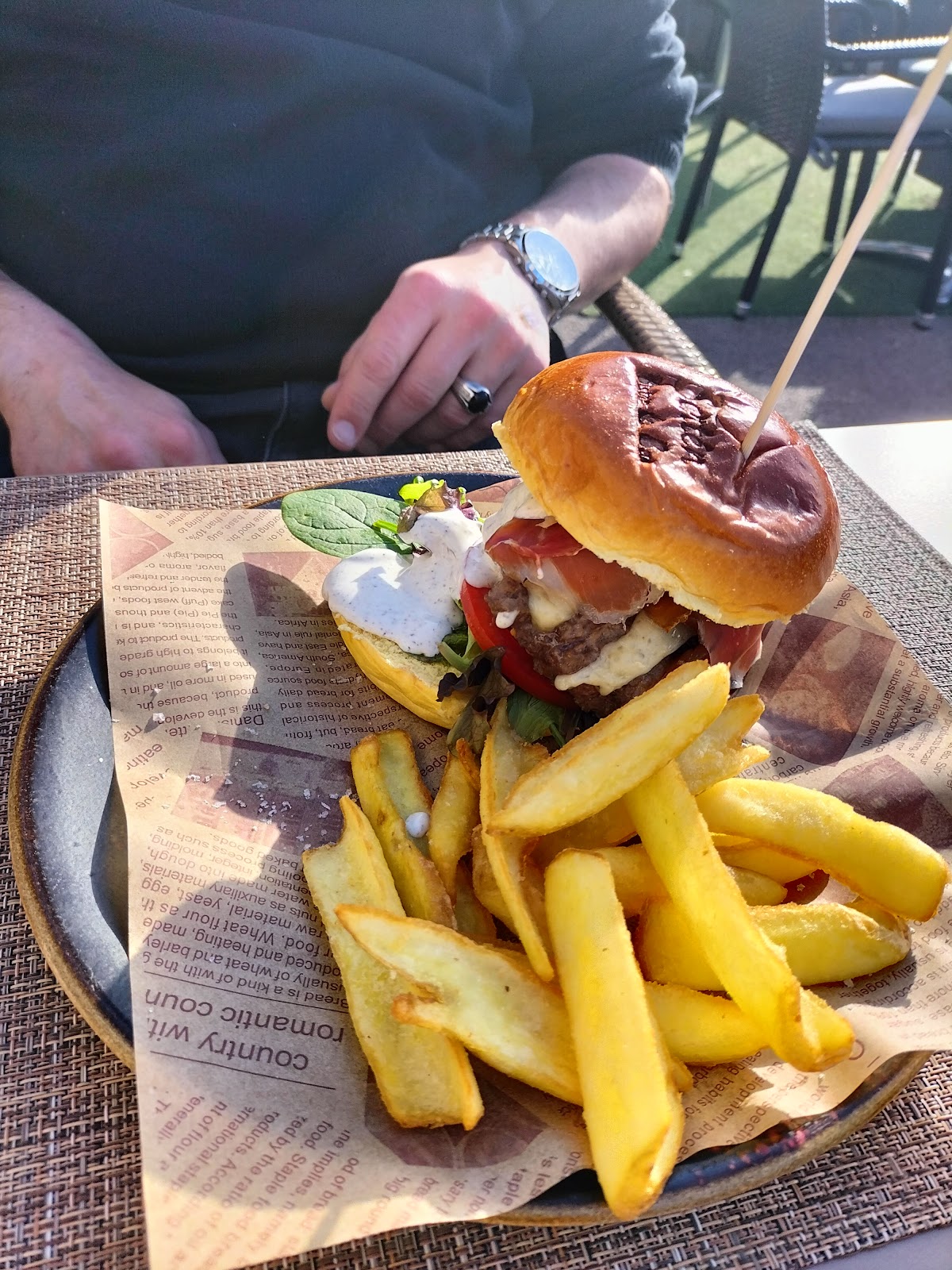 Sarten Bistro&bar