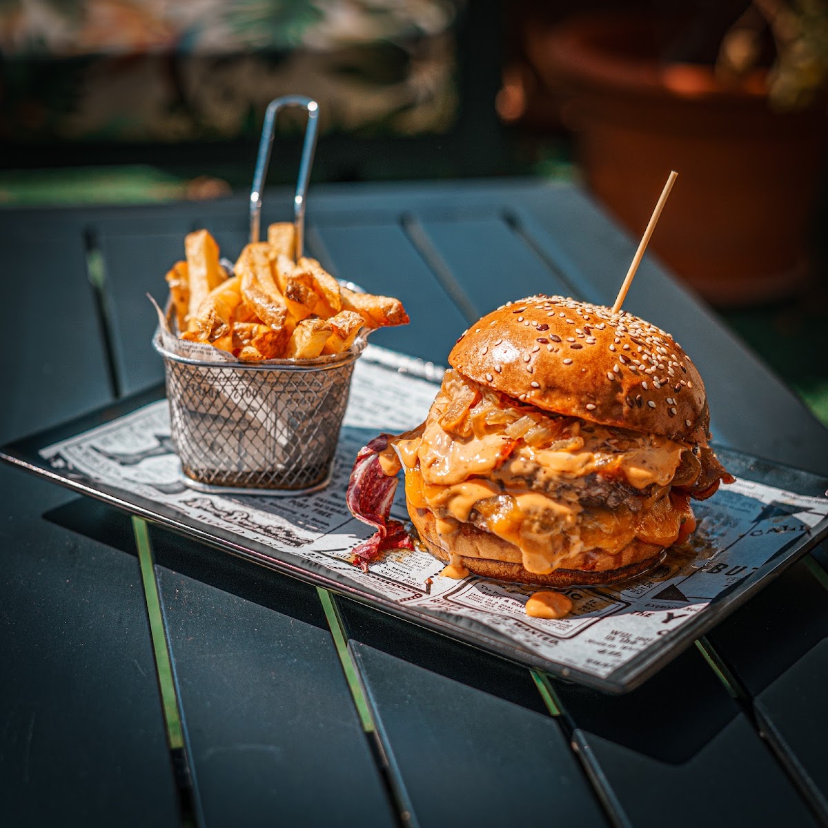 Davy's Food & Drinks I Restaurant - Cafétéria