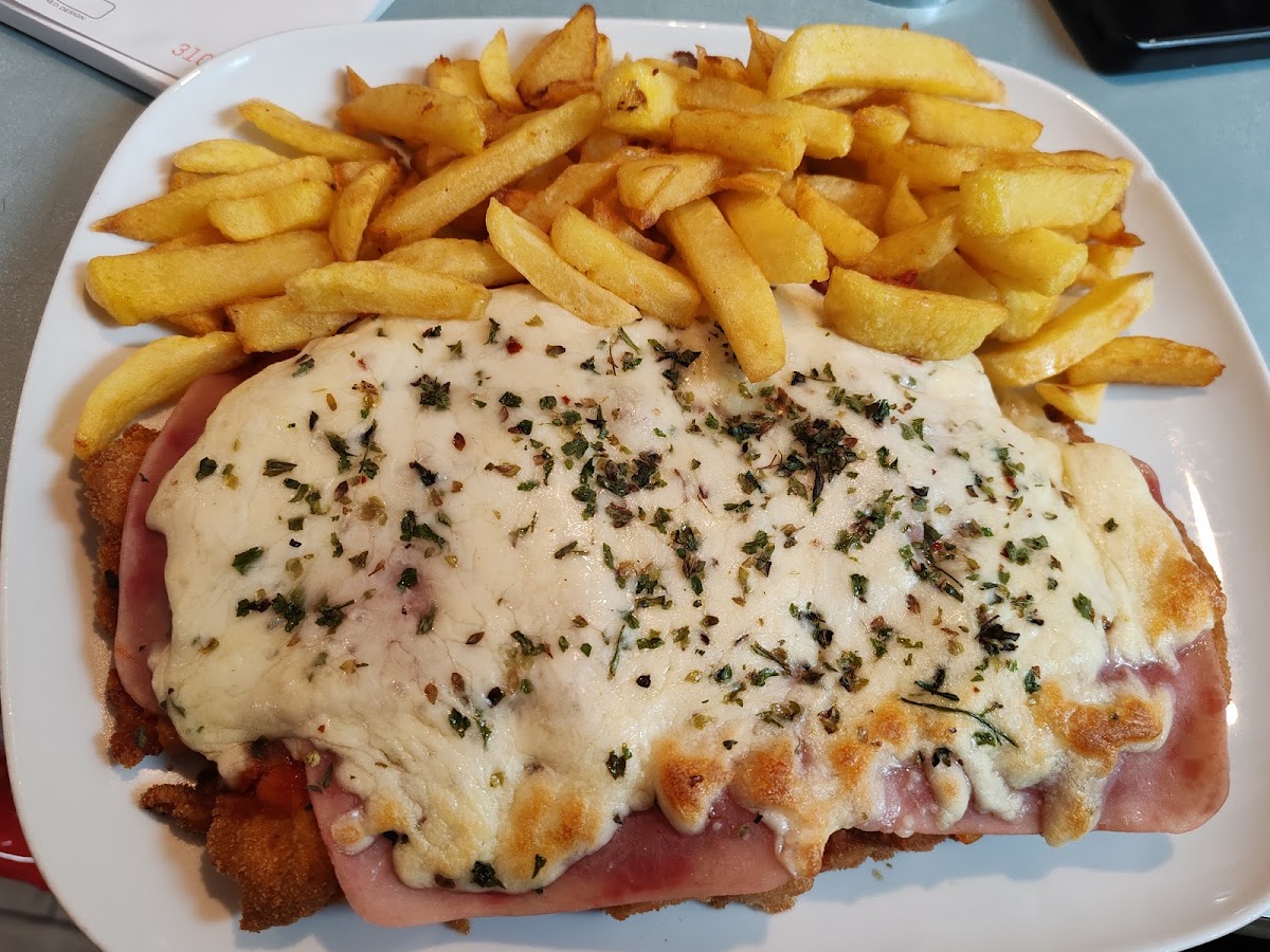 A TU GUSTO, hamburguería