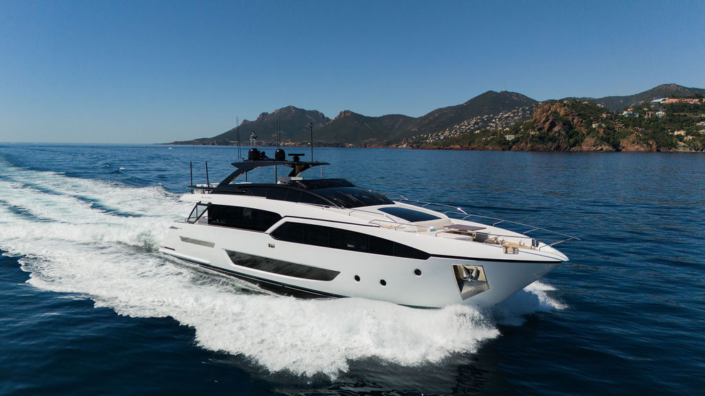 MCH YACHTS