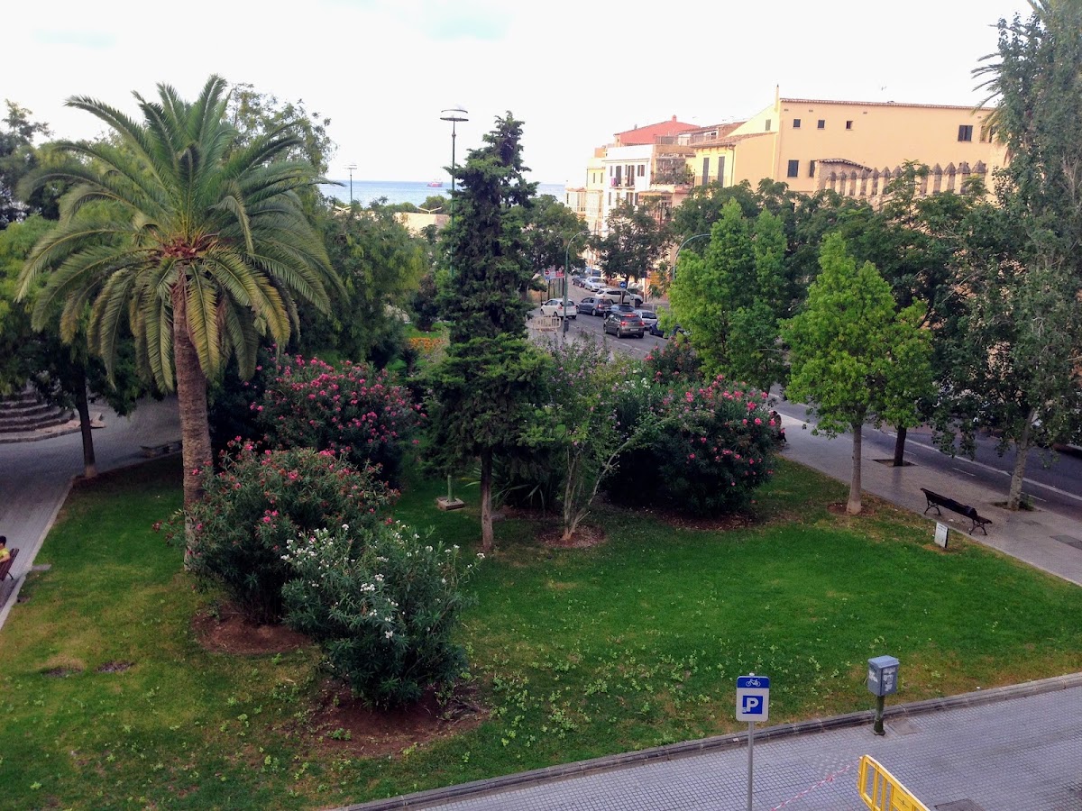 Plaza de la Puerta del Camp