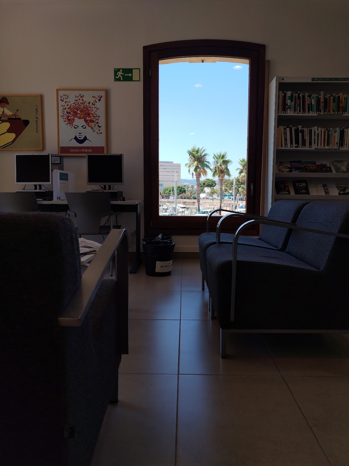 Biblioteca Municipal Molinar - Aurora Picornell