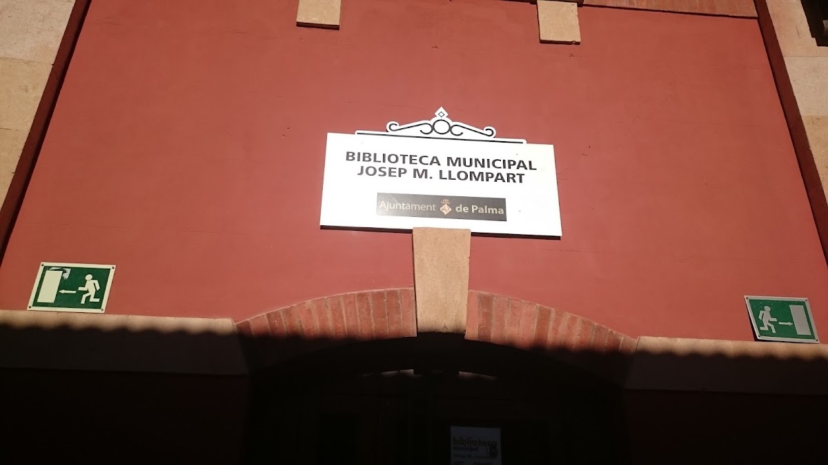 Bibliothek Josep Maria Llompart