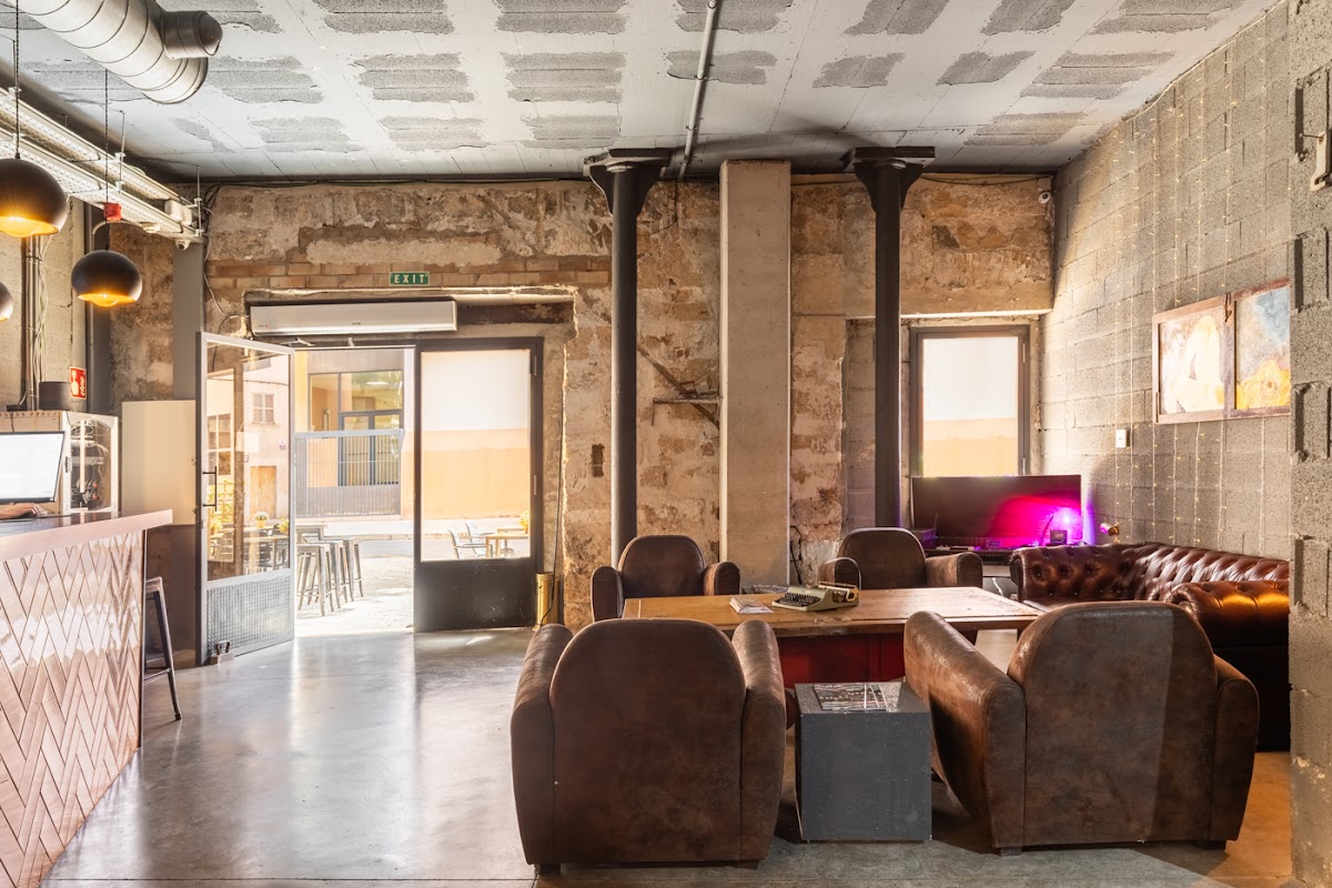 Brick Bar