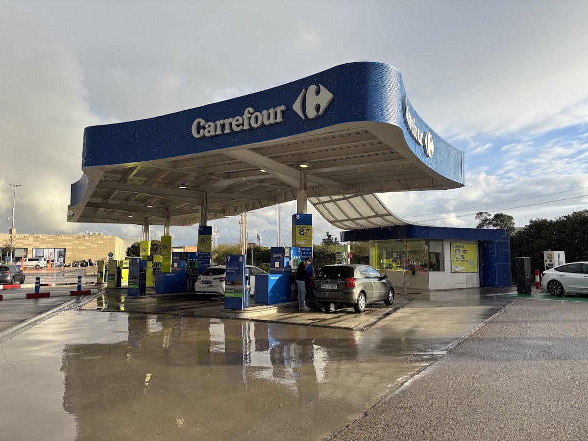 Carrefour Petrol Station