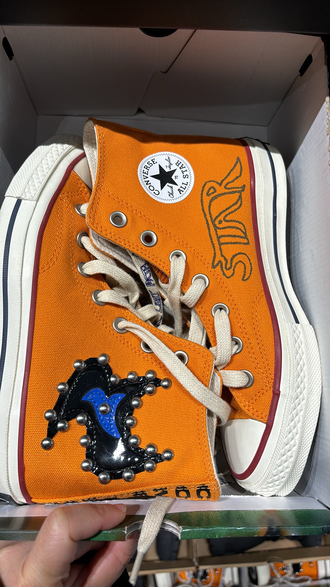 Converse