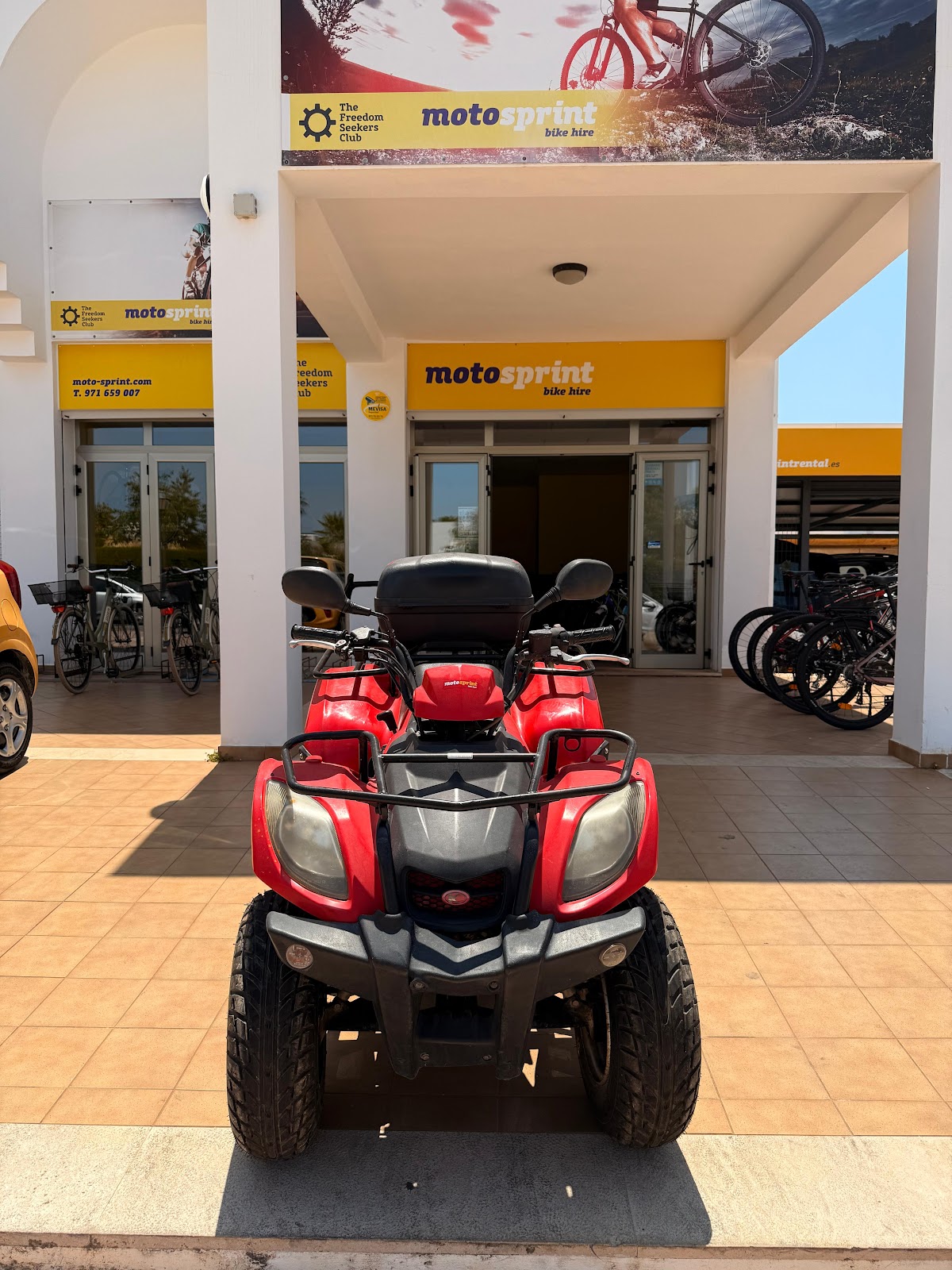 Moto Sprint Car Rental