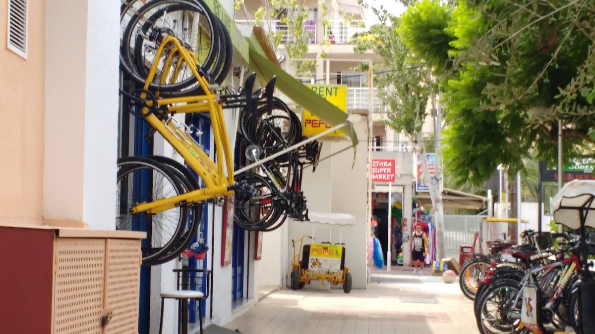 Rent a bike Pepe