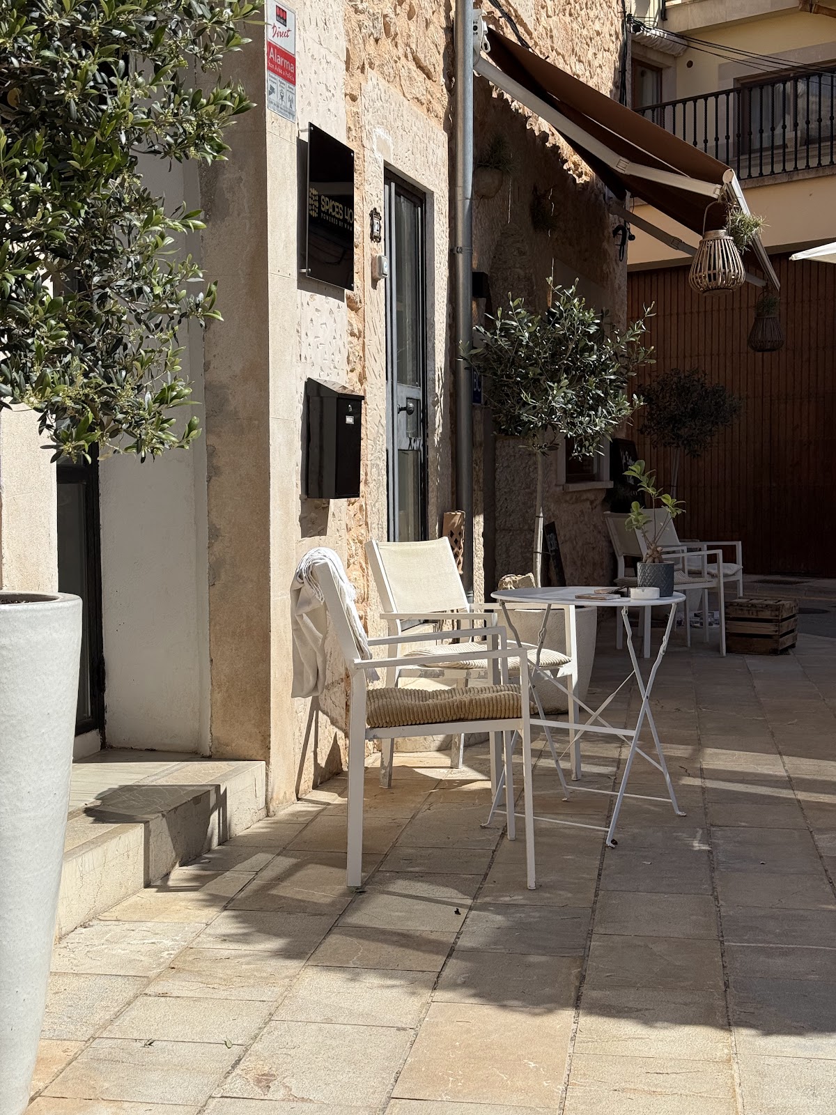 re.sen Mallorca av Ben & Tom - Privat Skönhetsspa & Livsstilscafé