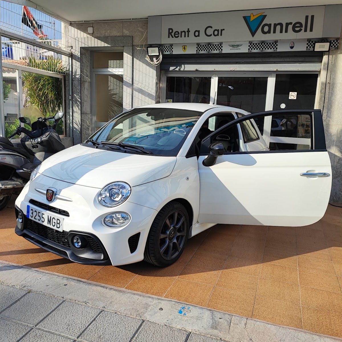 Rent a Car Vanrell
