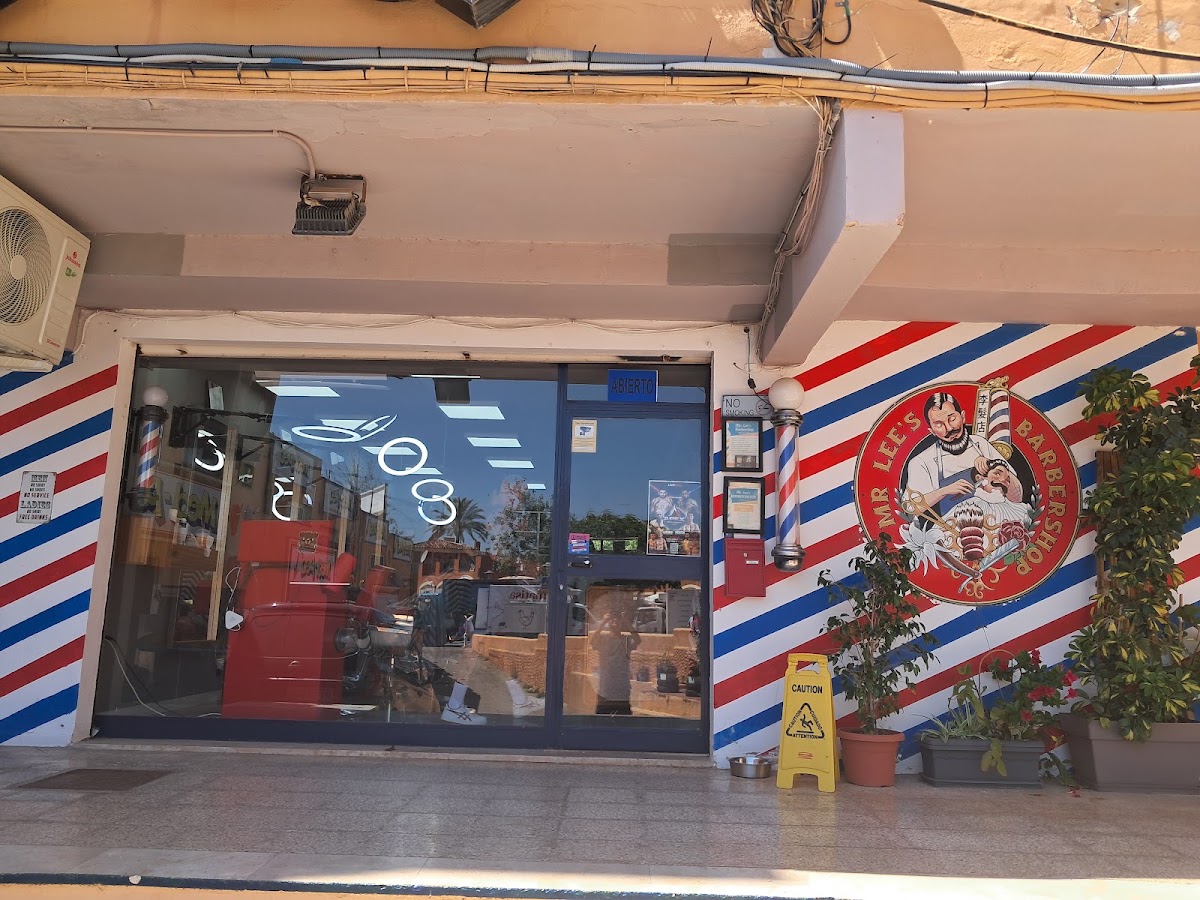 Mr. Lee’s Barbershop