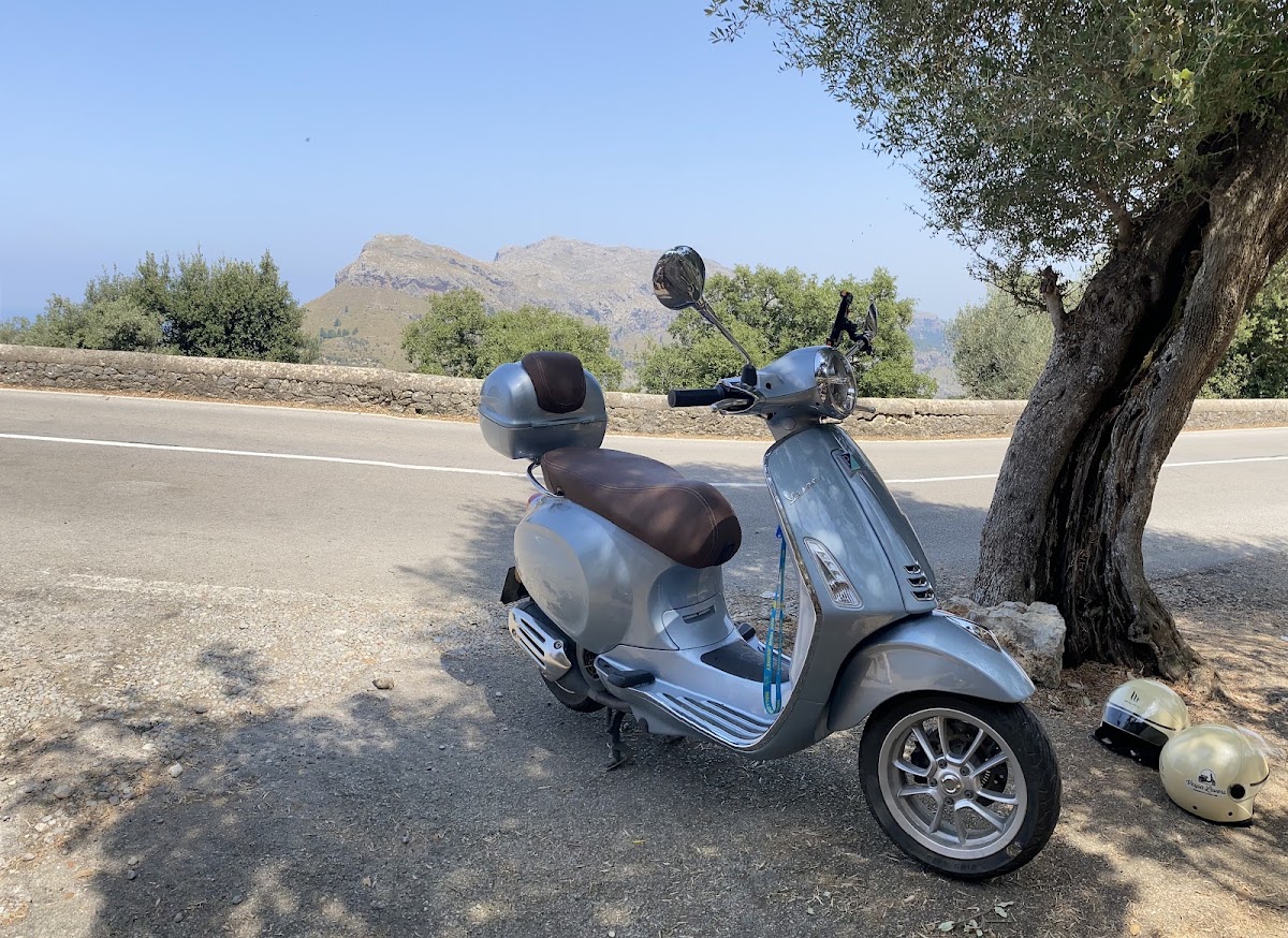 Lloguer de Vespes Alcudia| Amants de les Vespes