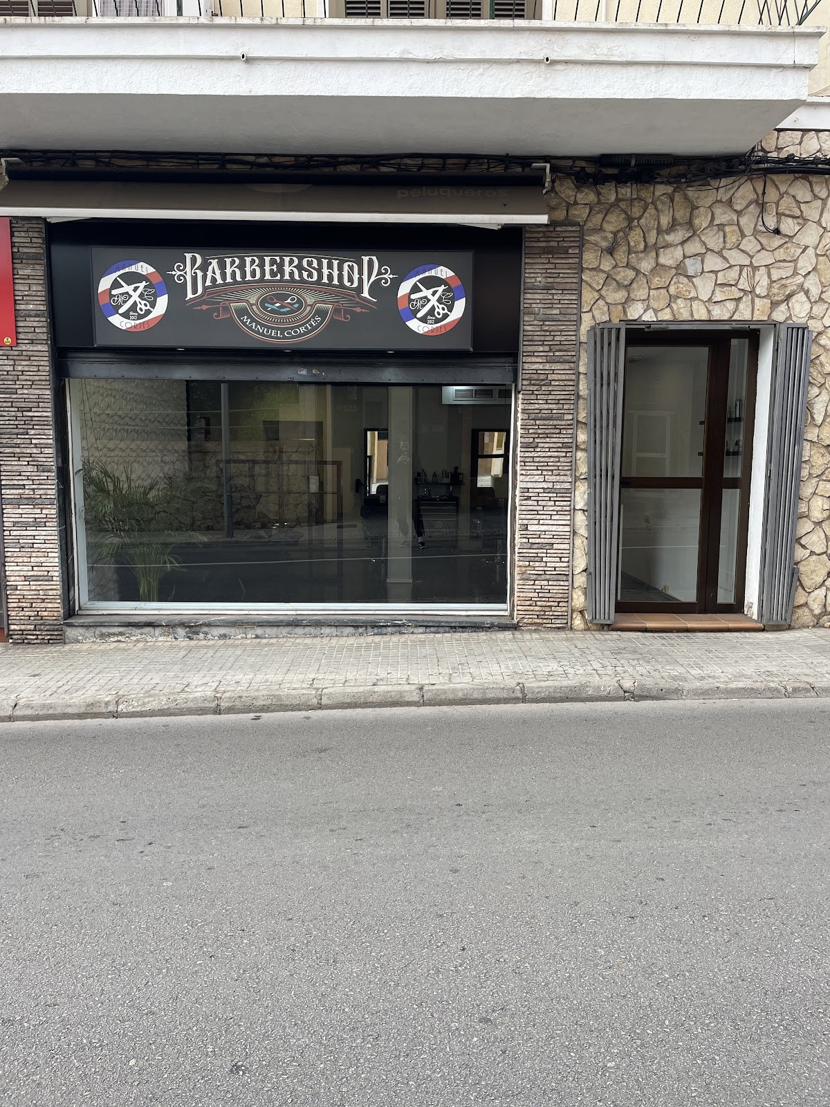 Perruqueria de Cavallers Manuel Cortés