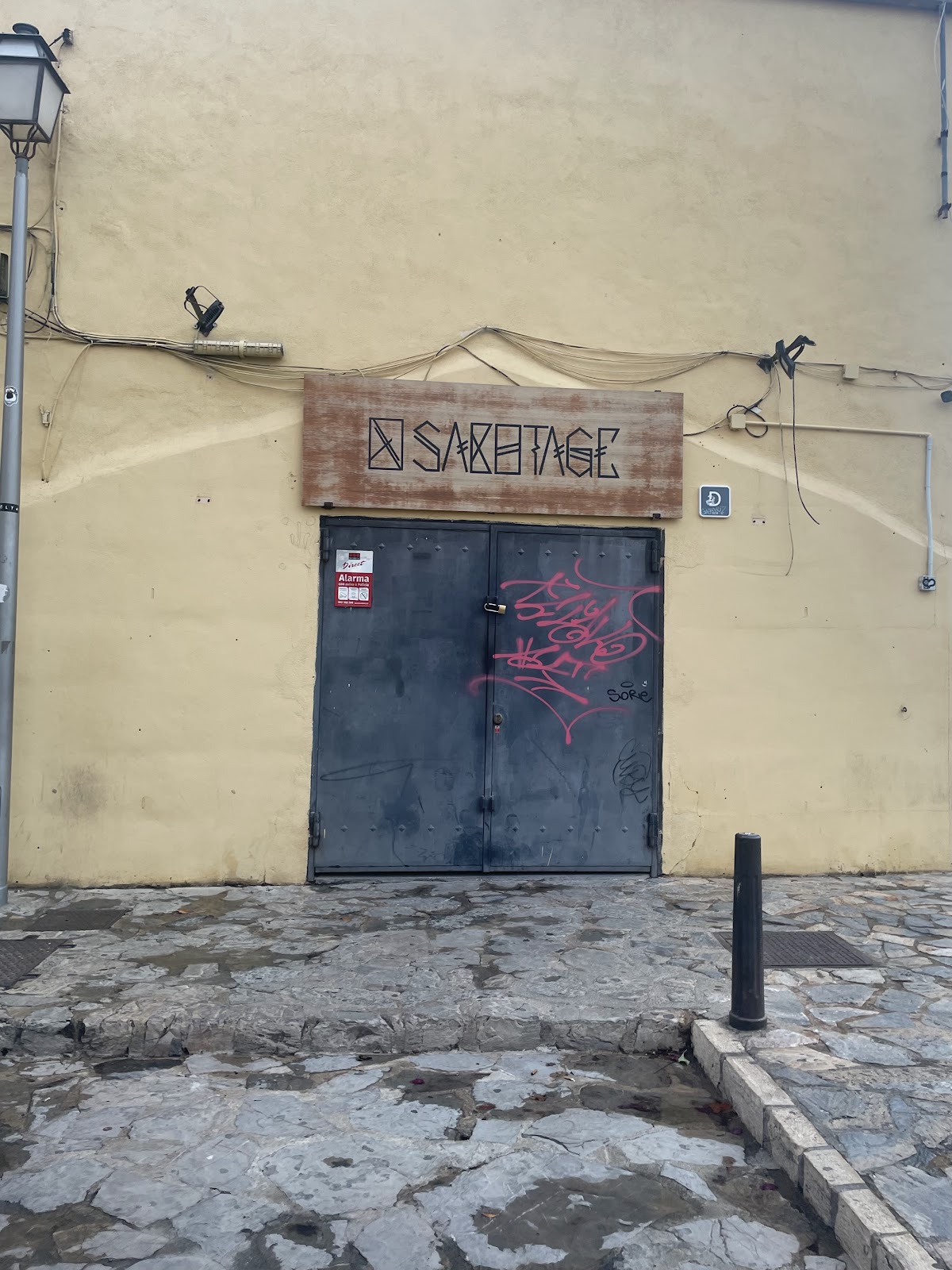 Bar Sabotage
