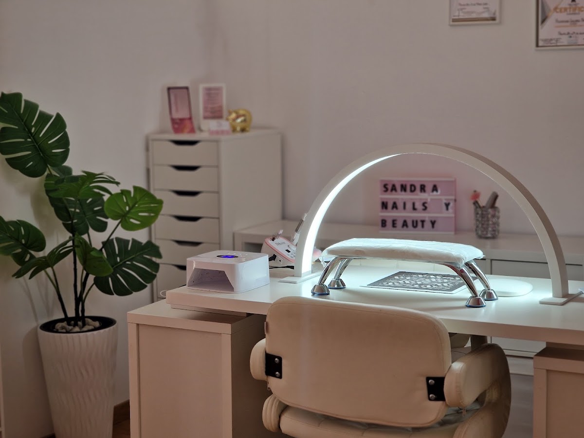 Sandra Nails & Beauty