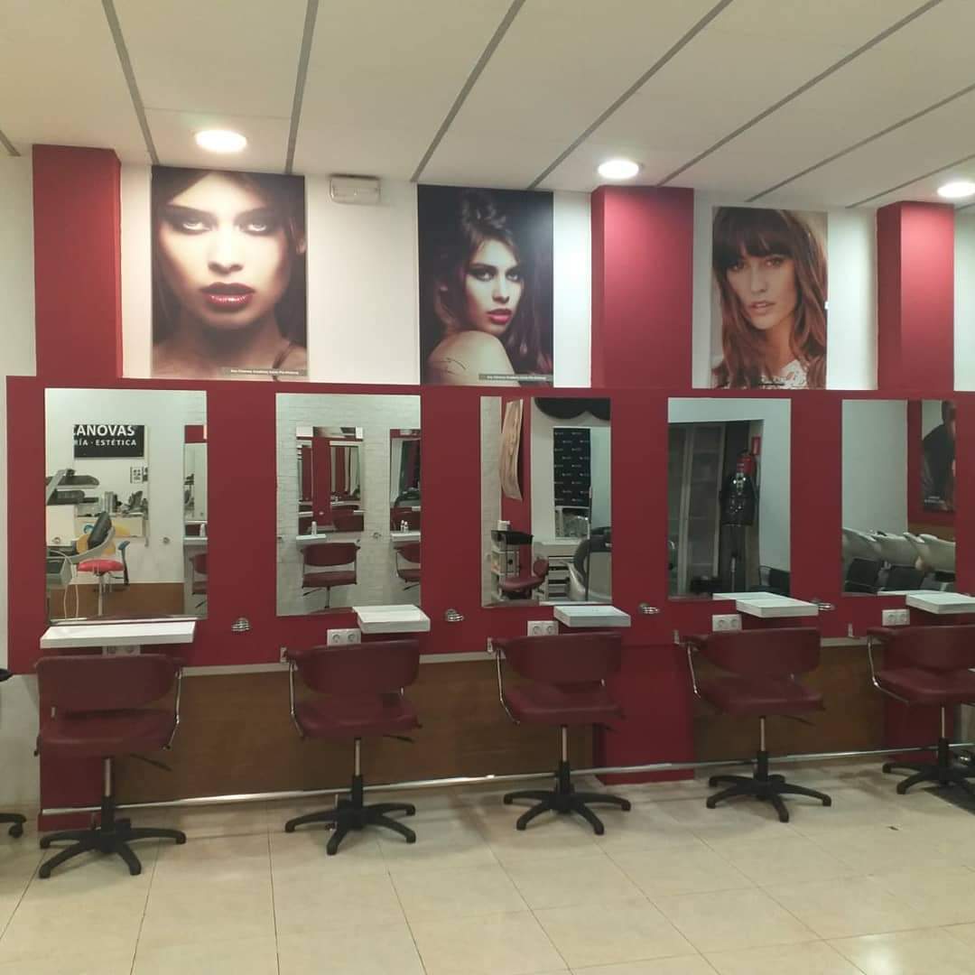 Akademi De Peluqueria Ana Canovas
