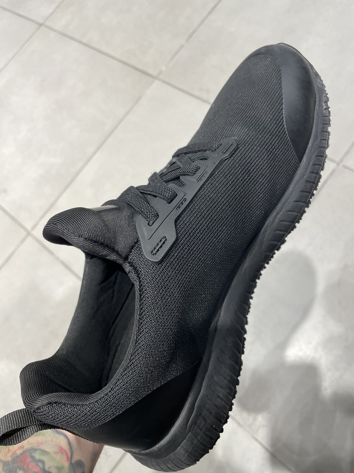 Skechers