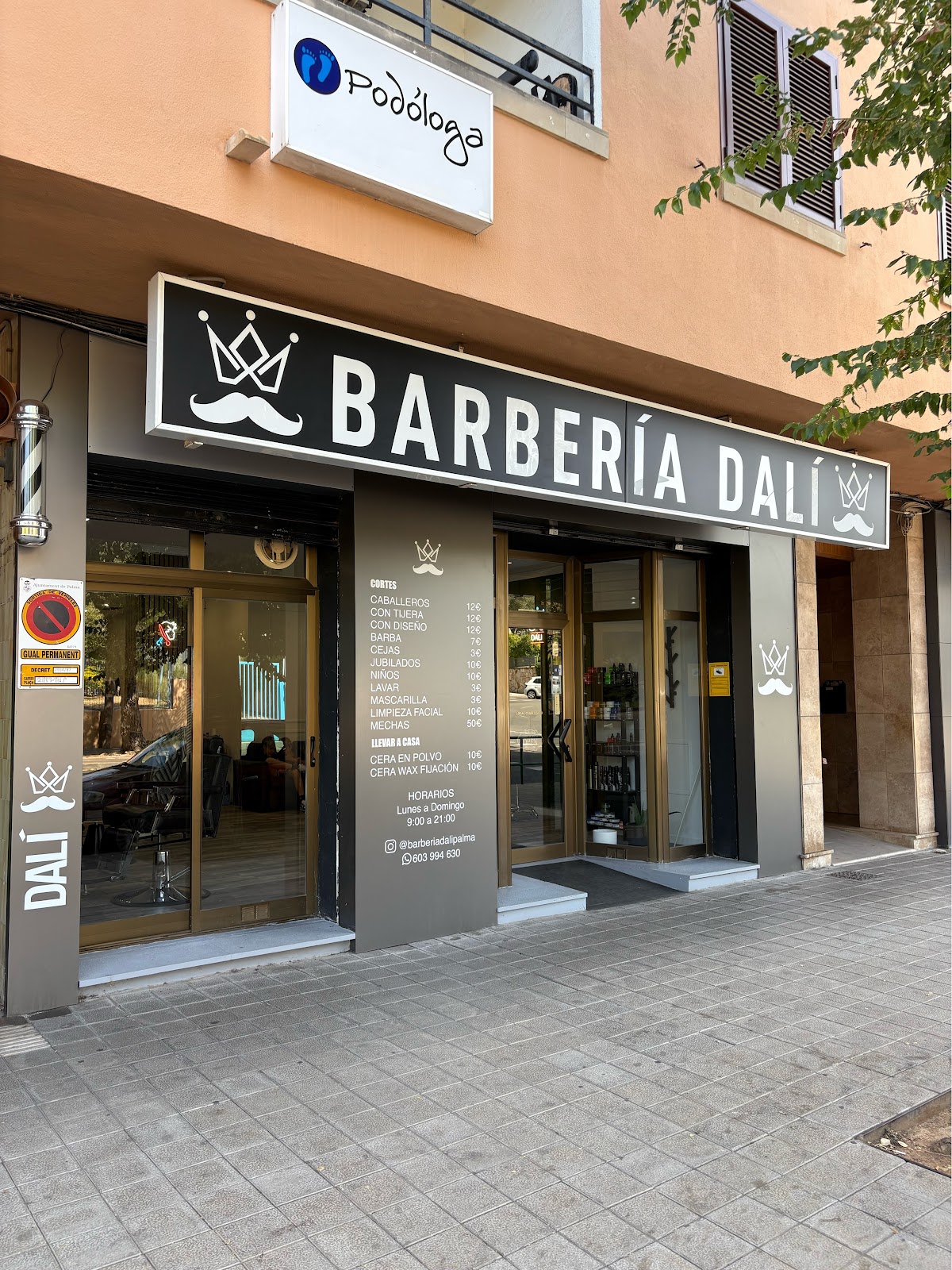 Barbería Dalí